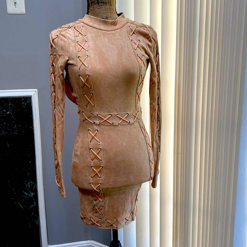 ❌ SOLD 
suede dress